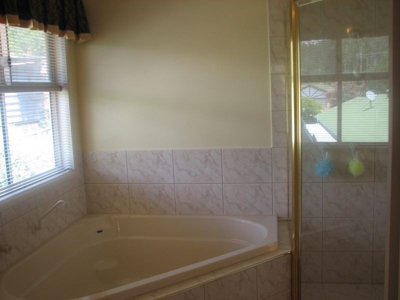 2 Winslow Court, Oxenford QLD 4210