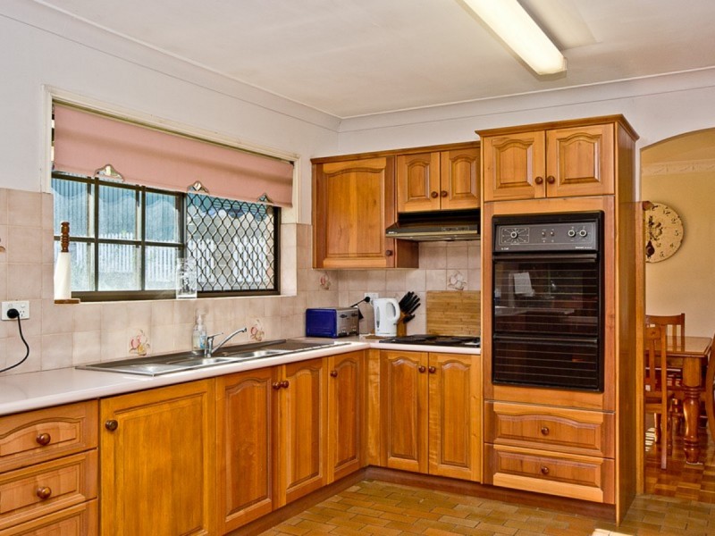 8 Wolvi Place, Helensvale QLD 4212
