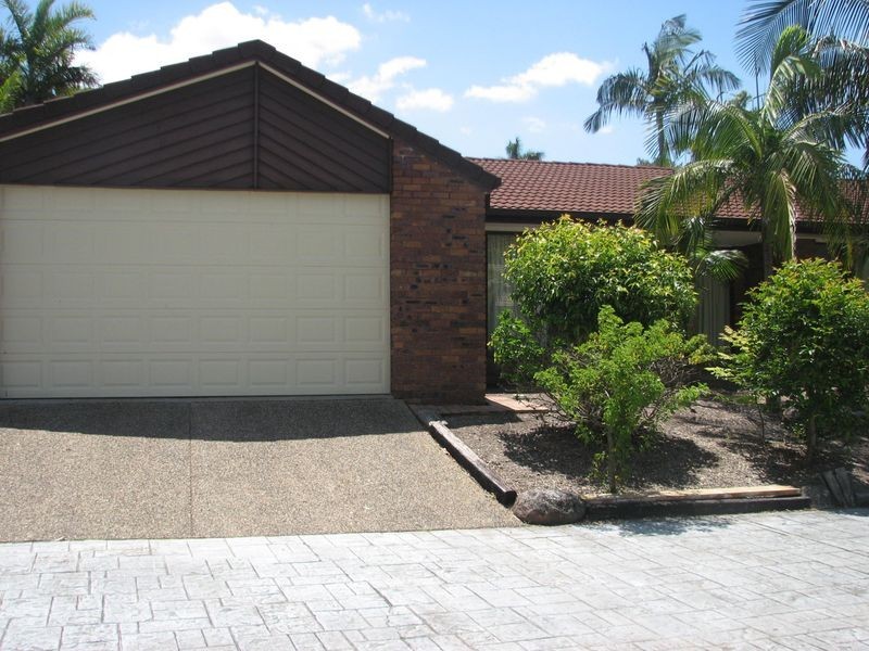1 4 Madsen Place, Southport QLD 4215