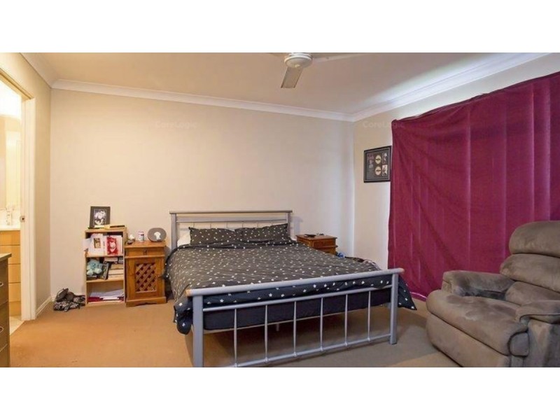 27 Murchison Street, Pacific Pines QLD 4211