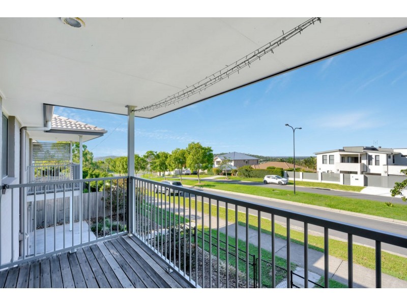 26/1 Mcauley Parade, Pacific Pines QLD 4211