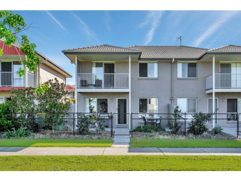 26/1 Mcauley Parade, Pacific Pines QLD 4211