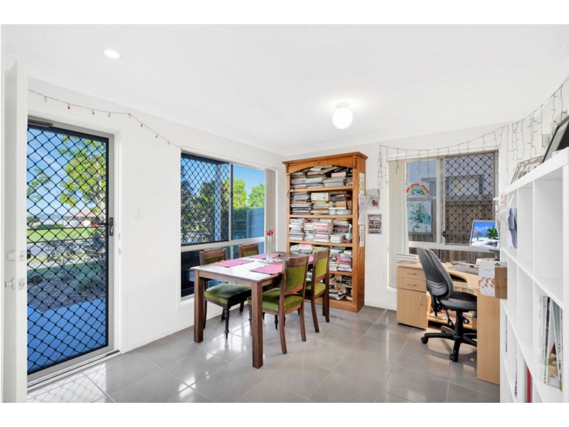 26/1 Mcauley Parade, Pacific Pines QLD 4211