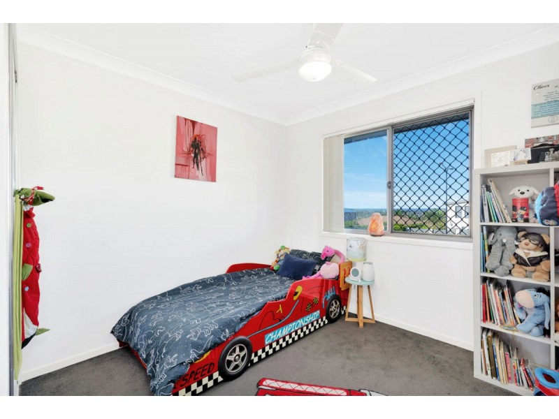 26/1 Mcauley Parade, Pacific Pines QLD 4211