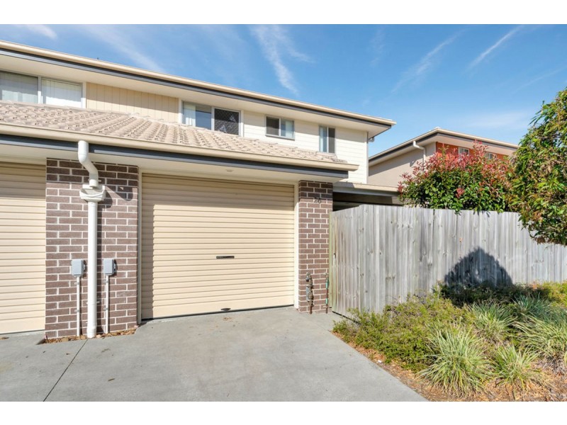 26/1 Mcauley Parade, Pacific Pines QLD 4211