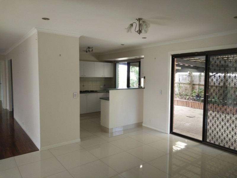 16 Cadell Drive, Helensvale QLD 4212