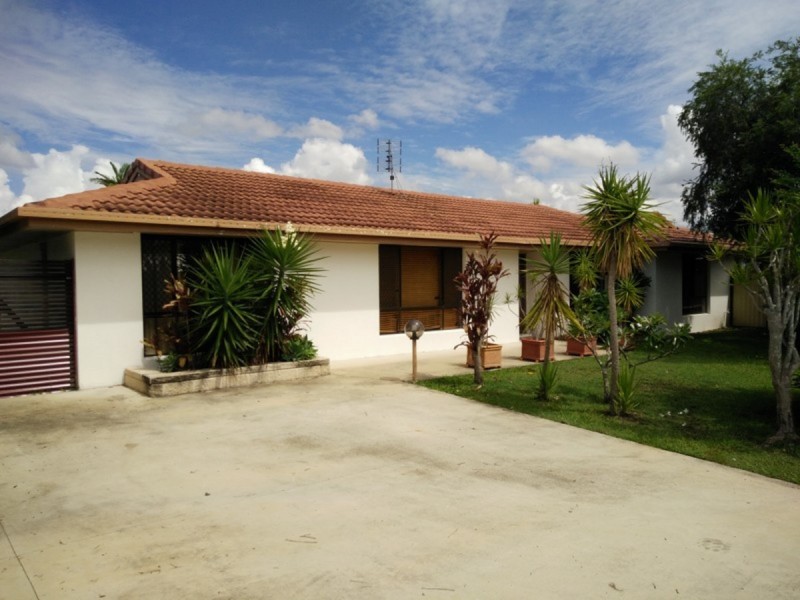 16 Cadell Drive, Helensvale QLD 4212