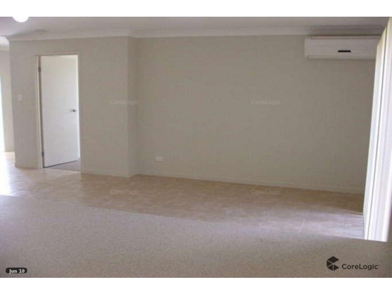 1/18 Bellinger Key, Pacific Pines QLD 4211