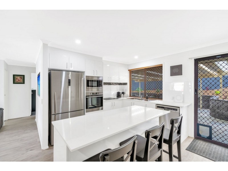 2/12 Metro Crescent, Oxenford QLD 4210