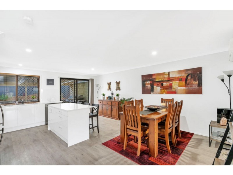 2/12 Metro Crescent, Oxenford QLD 4210