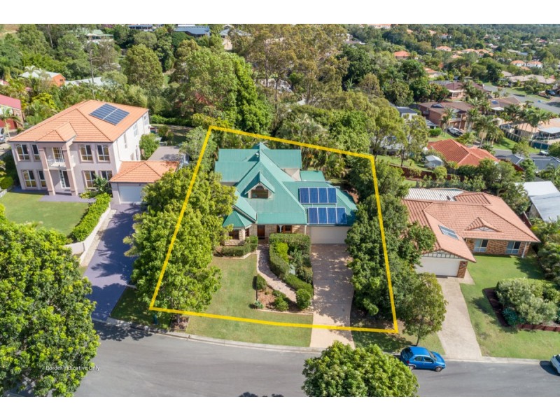 13 Phoenix Street, Pacific Pines QLD 4211