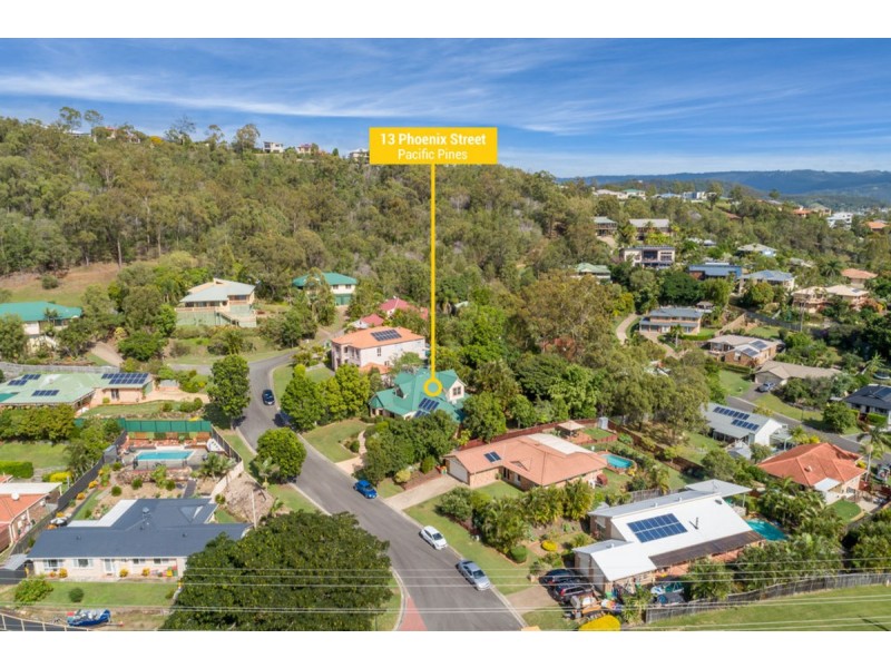 13 Phoenix Street, Pacific Pines QLD 4211