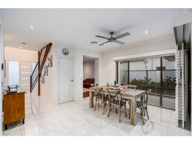 14 Southaven Drive, Helensvale QLD 4212