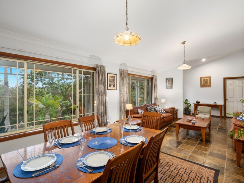 11 Davis Cup Court, Oxenford QLD 4210