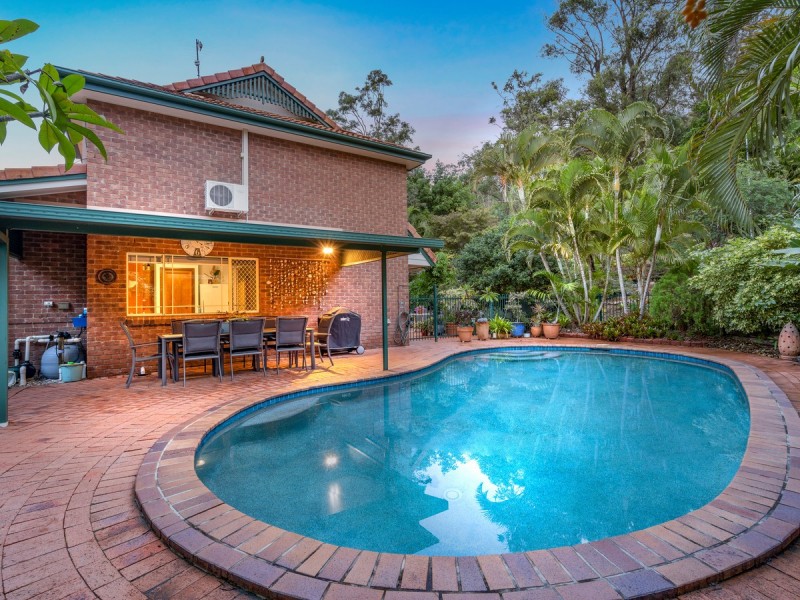 11 Davis Cup Court, Oxenford QLD 4210