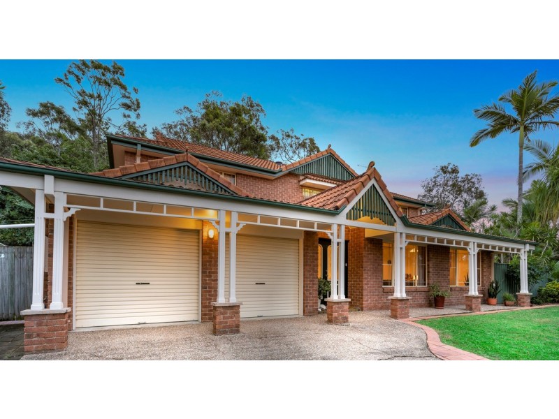 11 Davis Cup Court, Oxenford QLD 4210