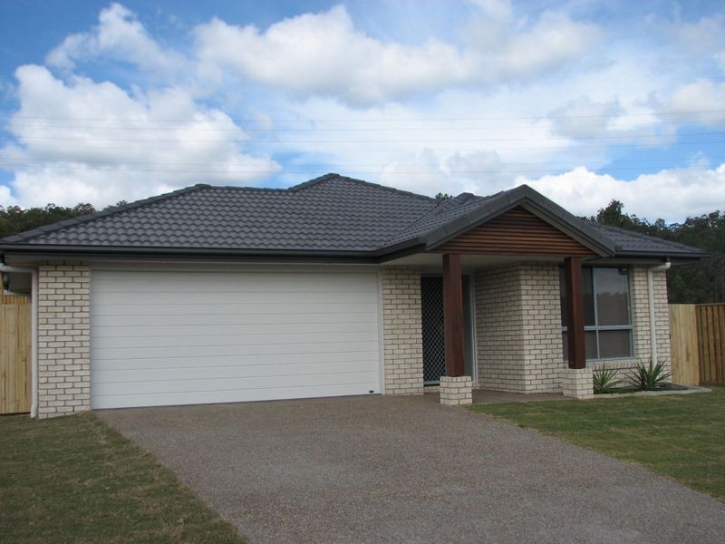 54 Wunburra Circle, Pacific Pines QLD 4211