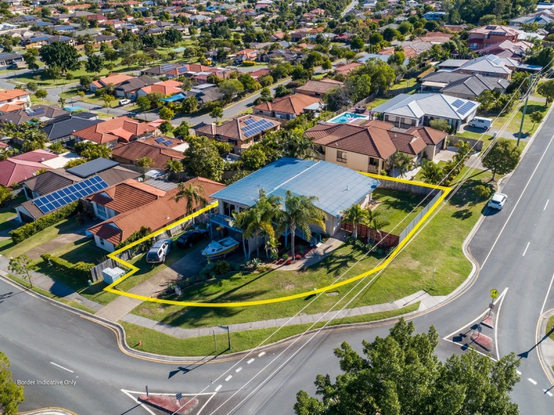 35 Manra Way, Pacific Pines QLD 4211
