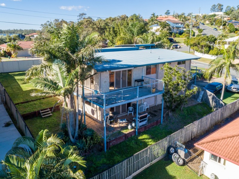35 Manra Way, Pacific Pines QLD 4211