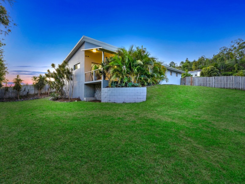 29 Angourie Crescent, Pacific Pines QLD 4211
