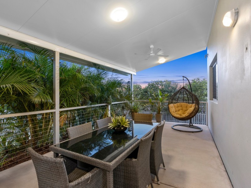 29 Angourie Crescent, Pacific Pines QLD 4211