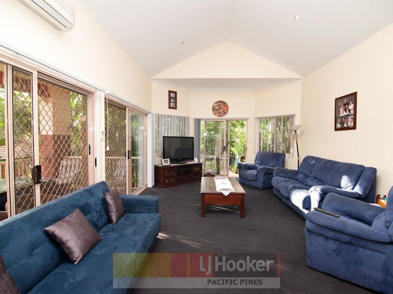 7 Society Court, Pacific Pines QLD 4211