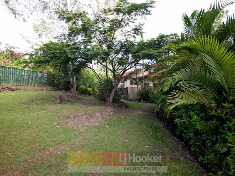 7 Society Court, Pacific Pines QLD 4211
