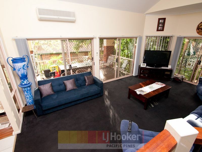 7 Society Court, Pacific Pines QLD 4211