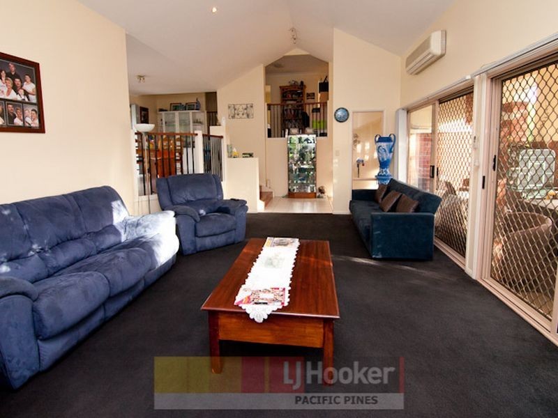 7 Society Court, Pacific Pines QLD 4211