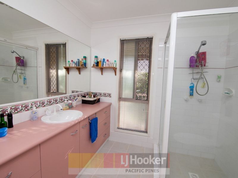 7 Society Court, Pacific Pines QLD 4211