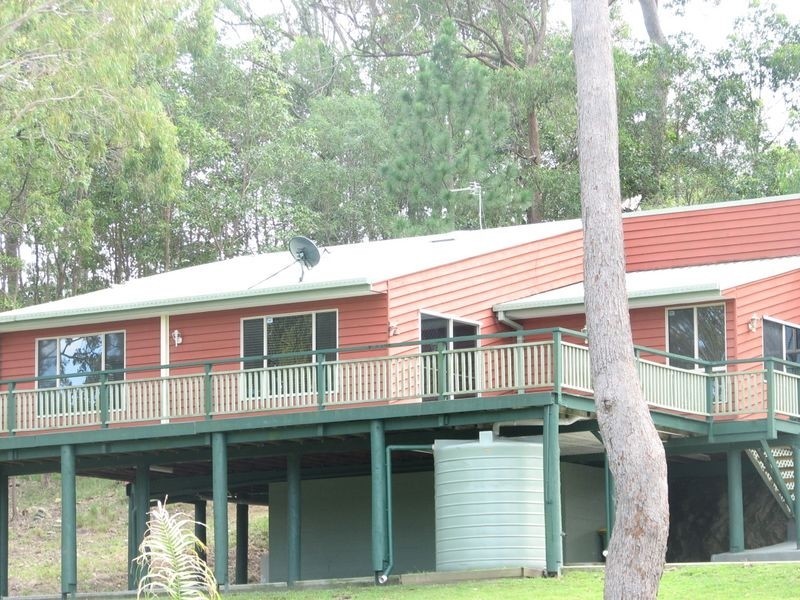 35 Hammond  Drive, Pacific Pines QLD 4211