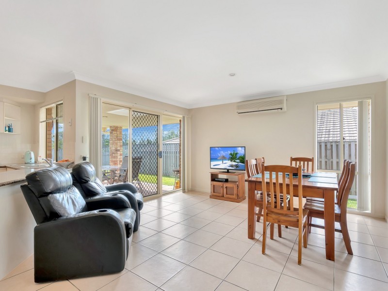 3 Starkey Street, Pacific Pines QLD 4211