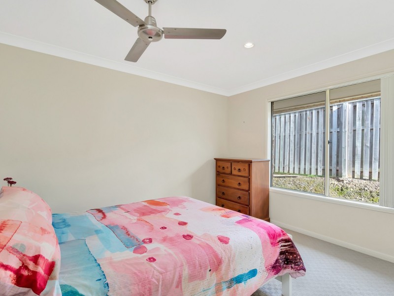 3 Starkey Street, Pacific Pines QLD 4211