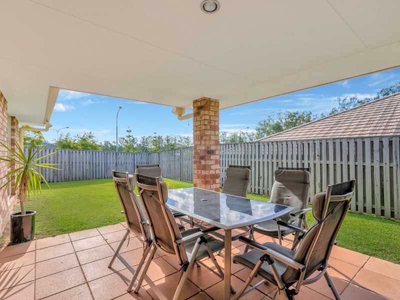 3 Starkey Street, Pacific Pines QLD 4211