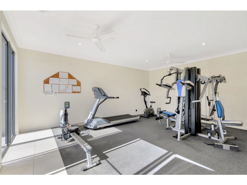 39/1 Belongil Street, Pacific Pines QLD 4211