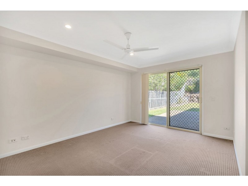 8 Harwood Place, Maudsland QLD 4210