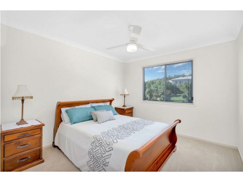 21/2 Toohey Street, Pacific Pines QLD 4211