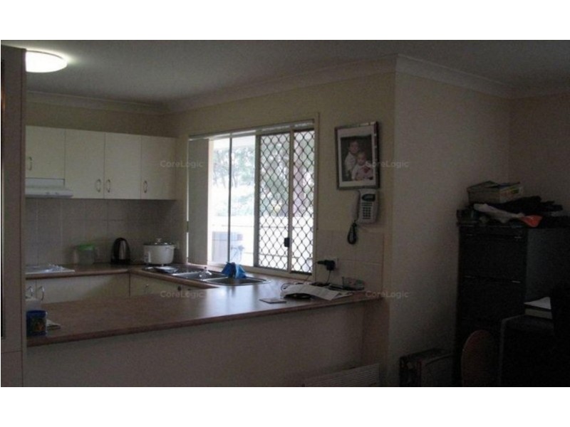 2/7 Jacqueline Avenue, Labrador QLD 4215