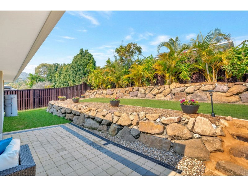 21 Carmarthen Circuit, Pacific Pines QLD 4211