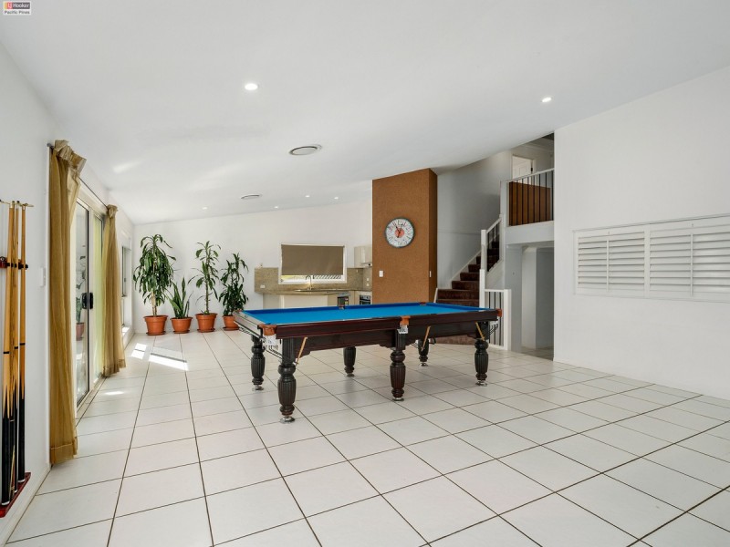 13 Mellum Circuit, Pacific Pines QLD 4211