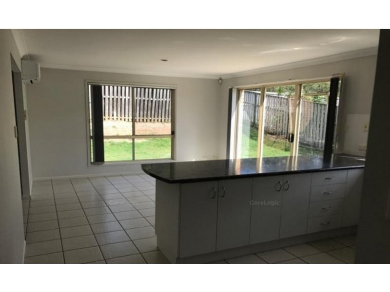 11 Boyer Street, Pacific Pines QLD 4211