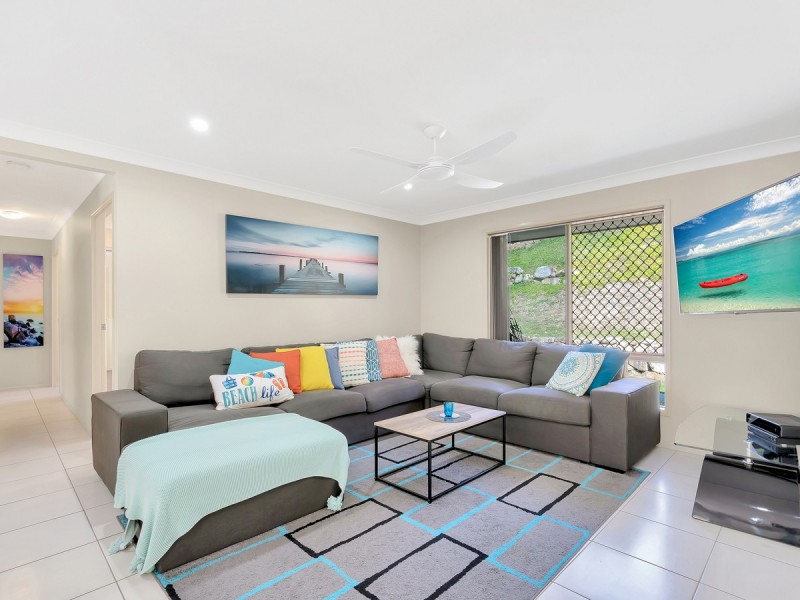 5B High Ridge Road, Gaven QLD 4211