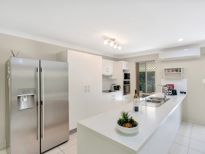 5B High Ridge Road, Gaven QLD 4211