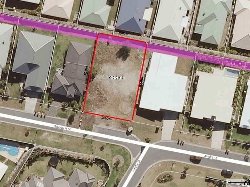 11 Ainslie Street, Pacific Pines QLD 4211