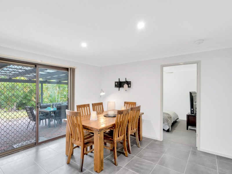 9 Hammond Drive, Gaven QLD 4211