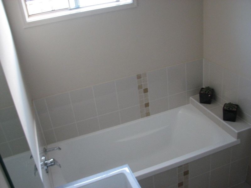 2/11 Pritchard Street, Pacific Pines QLD 4211