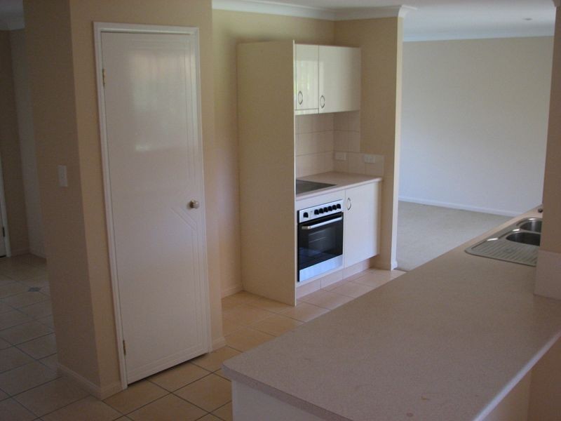 27 Brissendon Street, Maudsland QLD 4210