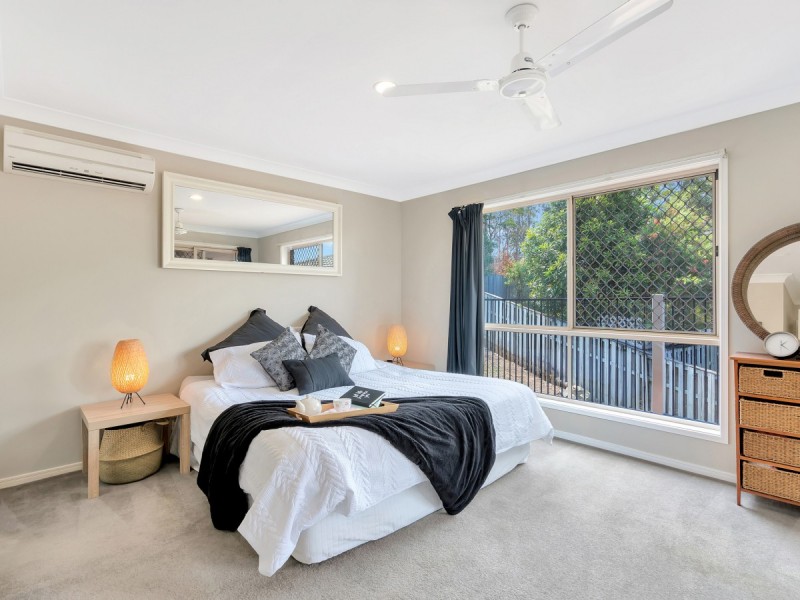 19 Polynesia Avenue, Pacific Pines QLD 4211