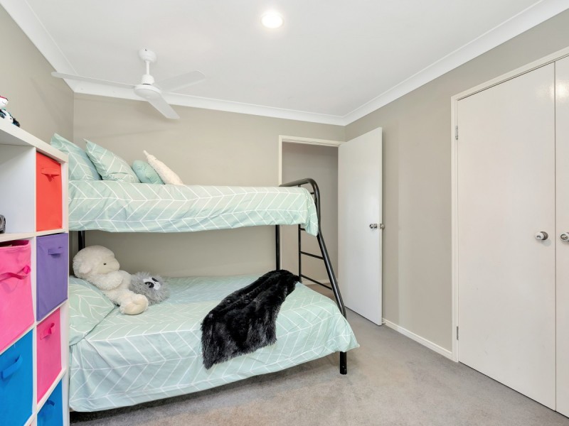 19 Polynesia Avenue, Pacific Pines QLD 4211