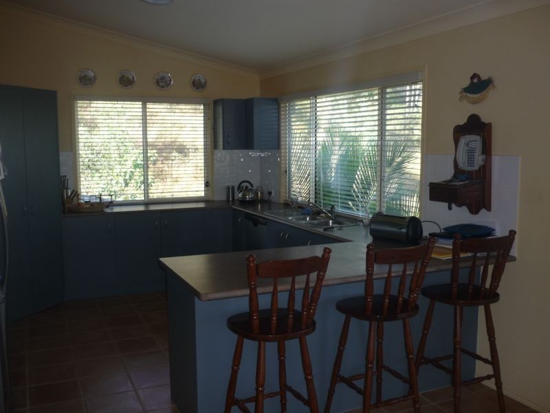 19 Henderson Rise, Pacific Pines QLD 4211